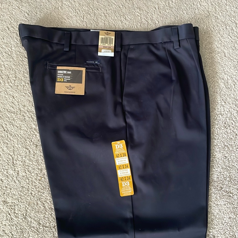 Dockers Khaki